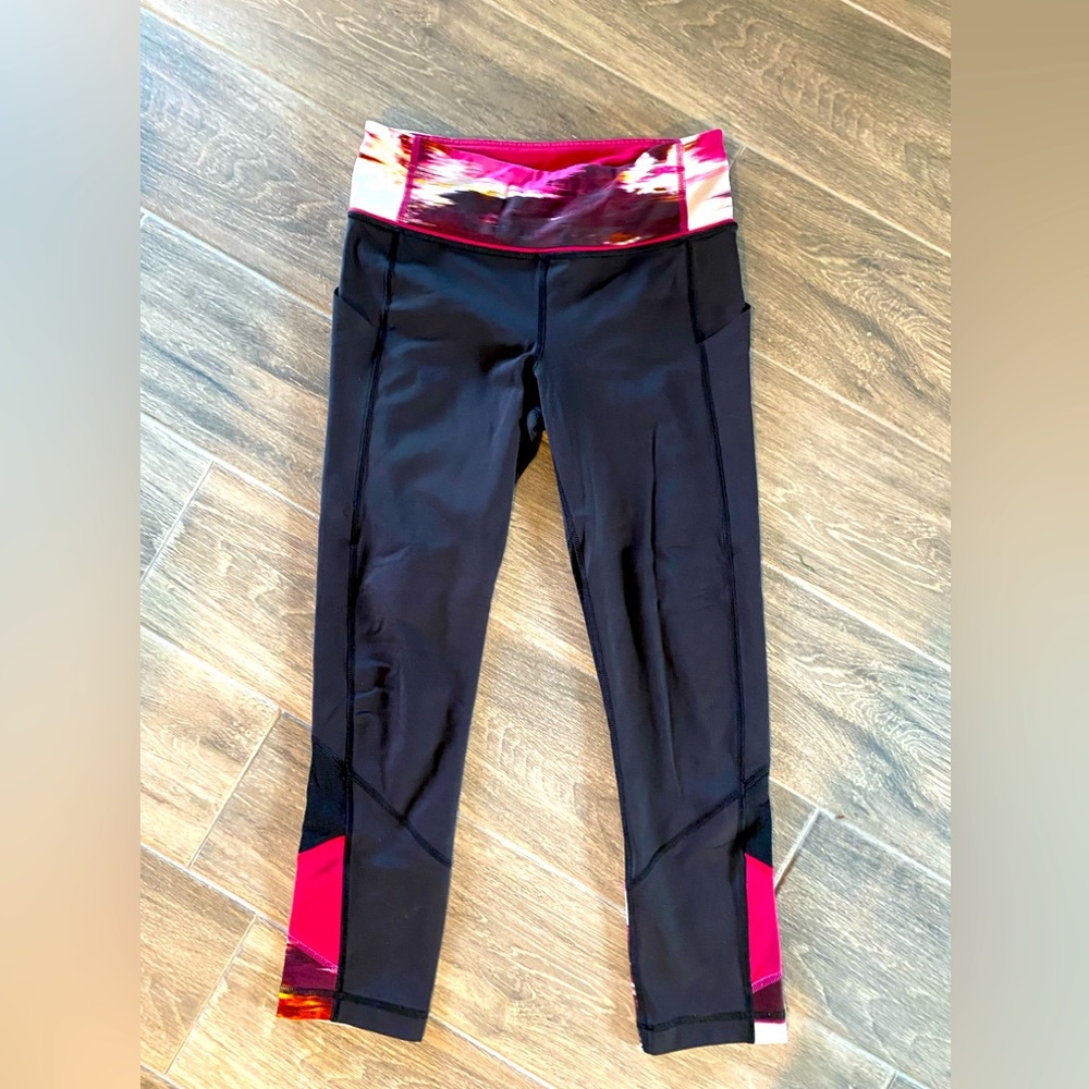 Lululemon crop Pink and Black Leggings Size 4